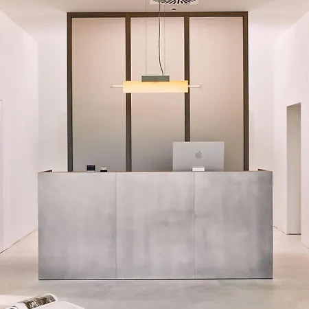 Perk Hotel