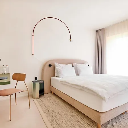 Perk Hotel