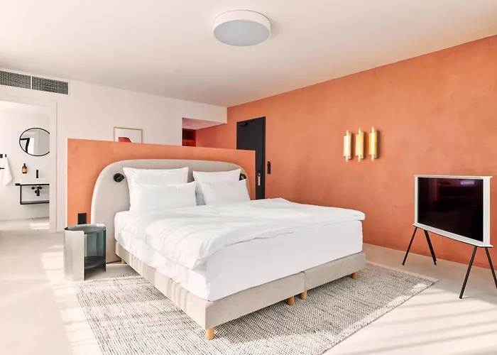 Perk Hotel 4*